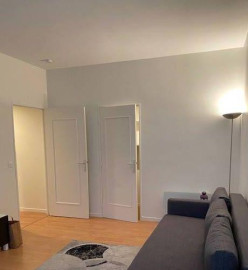 
                                                                                        Location
                                                                                         Superbe studio meublé 30m²