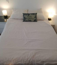 
                                                                                        Location
                                                                                         Superbe studio meublé 30m² proche Buttes Chaumont