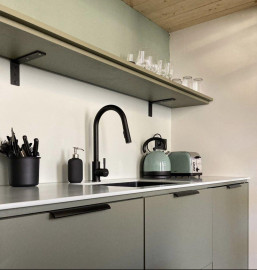 
                                                                                        Location
                                                                                         Superbe studio meublé 31m² (42m² au sol)