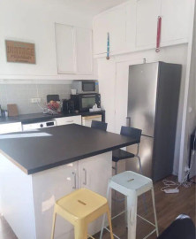 
                                                                                        Location
                                                                                         Superbe studio refait à neuf et meublé 34m²