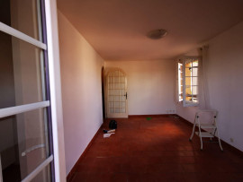 
                                                                                        Location
                                                                                         SUPERBE T2 ENSOLEILLÉ DANS RESIDENCE STANDING