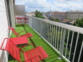 
                                                                                        Location
                                                                                         Superbe T2 meublé 62m² sans vis à vis Saint Genès