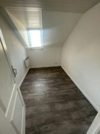 
                                                                                        Location
                                                                                         Superbe T2 Proche centre aqualudique