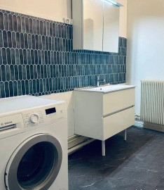 
                                                                                        Location
                                                                                         Superbe T3 67 m² meublé et rénové avec terrasse