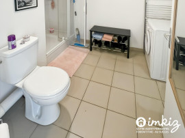 
                                                                                        Vente
                                                                                         T 1 bis excellent investissement comme neuf