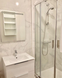 
                                                                                        Location
                                                                                         T1 28 m2 + Parking et cave privatifs, Centre Ville