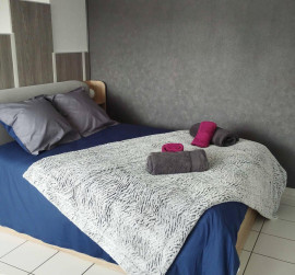 
                                                                                        Location
                                                                                         T1 35 m² meublé, Idéal ETUDIANT / Parking privé