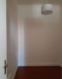 
                                                                                        Location
                                                                                         T1 BIS Baille proximité Timone