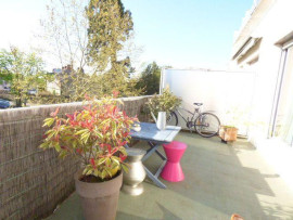 
                                                                                        Location
                                                                                         T1 bis de 50m² avec terrasse de 14 m² et garage