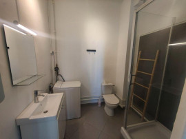 
                                                                                        Location
                                                                                         T1 bis meublé