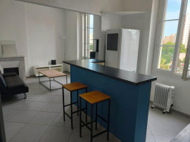 
                                                                                        Location
                                                                                         T1 bis meublé