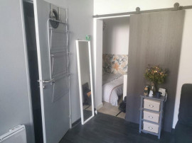 
                                                                                        Location
                                                                                         T1 bis meublé - Ile de Nantes - Place François 2