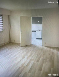 
                                                                                        Location
                                                                                         T1 bis  résidence en centre ville
