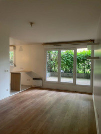 
                                                                                        Location
                                                                                         T1 de 31 m² avec terrasse et parking