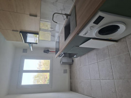 
                                                                                        Location
                                                                                         T1 de 36m² refait à neuf proche métro Villejuif
