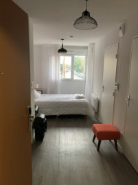 
                                                                                        Location
                                                                                         T1 en résidence étudiante