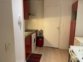 
                                                                                        Location
                                                                                         T1 île de Nantes 28m2