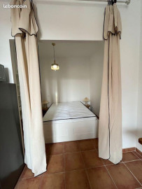 
                                                                                        Location
                                                                                         T1 LUMINEUX A DEUX PAS DE LA TOUR LUMA