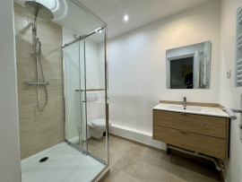 
                                                                                        Location
                                                                                         T1/T2 "Prêt à vivre" – Entièrement Rénové