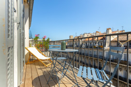 
                                                                                        Location
                                                                                         Studio avec mezzanine et terrasse - Cours Lieutaud