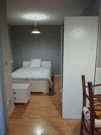 
                                                                                        Location
                                                                                         T1BIS,au calme tout près du centre ville.