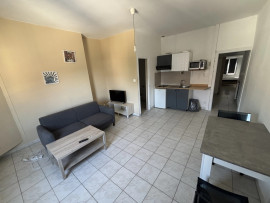 Location
T2 / 38.8 m² / Niort / Meublé
