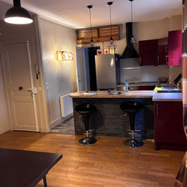 
                                                                                        Vente
                                                                                         T2 40 m² Le Perreux-sur-Marne – 1er étage, cave