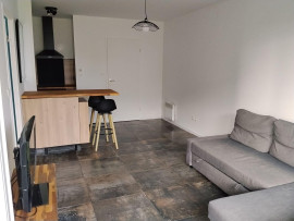 
                                                                                        Location
                                                                                         T2 40 M2 avec terrasse  30 m2 et place de parking