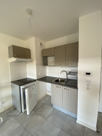 
                                                                                        Location
                                                                                         T2 / 42 m² / Pessac / Nu