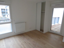 
                                                                                        Location
                                                                                         T2 / 42 m² / Pessac / Nu