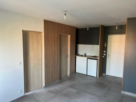 
                                                                                        Location
                                                                                         T2 à louer