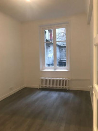 
                                                                                        Location
                                                                                         T2 à louer à Paris 20ème