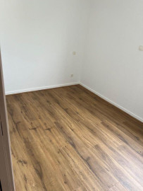 
                                                                                        Location
                                                                                         T2 avec balcon 3eme et dernier étage