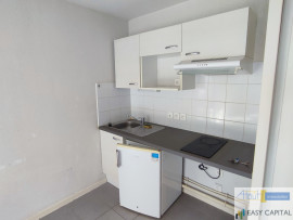 
                                                                                        Vente
                                                                                         T2 avec balcon et parking proche tram