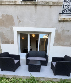 
                                                                                        Location
                                                                                         T2 avec Jardin