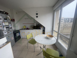 
                                                                                        Location
                                                                                         T2 avec terrasse dans résidence avec ascenseur