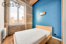 
                                                                                        Location
                                                                                         T2 bis 71 m2 refait à neuf – Croix-Rousse