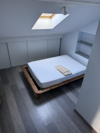 
                                                                                        Location
                                                                                         T2- calme idéalement situé