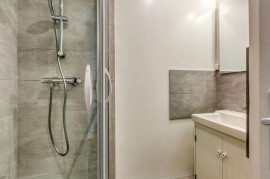 
                                                                                        Location
                                                                                         T2 Corbeil-Essonne