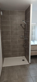 
                                                                                        Location
                                                                                         T2 Cosy,Verdoyant 43,5m² entre Doua et Gratte-Ciel