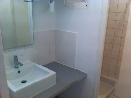 
                                                                                        Location
                                                                                         T2 de 33 m2 à Paris 11ème Métro St-Ambroise