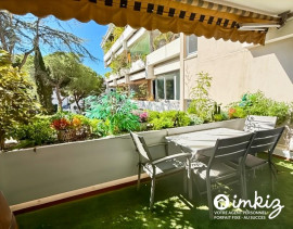 Vente
T2 de 50 m2 refait en 2017 à 100m de la mer