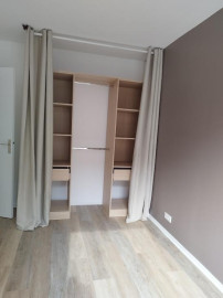 
                                                                                        Location
                                                                                         T2 disponible de suite