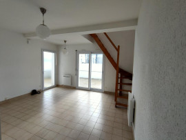 
                                                                                        Location
                                                                                         T2 Duplex atypique 40m² Nantes Erdre Rond Pt Paris