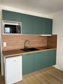 
                                                                                        Location
                                                                                         T2 duplex meublé 29m²  rénové Canclaux
