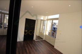 
                                                                                        Location
                                                                                         T2 Hyper Centre