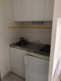 
                                                                                        Location
                                                                                         T2 logement étudiant, calme, fac de droit