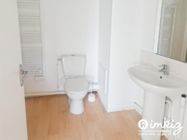 
                                                                                        Vente
                                                                                         T2 lumineux avec balcon, parking et ascenseur