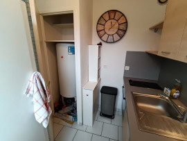
                                                                                        Location
                                                                                         T2 meublé 40m² Lumineux, calme, 2 parkings - Tours