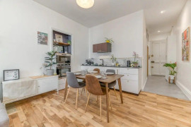 
                                                                                        Location
                                                                                         T2 meublé 42m² entièrement rénové